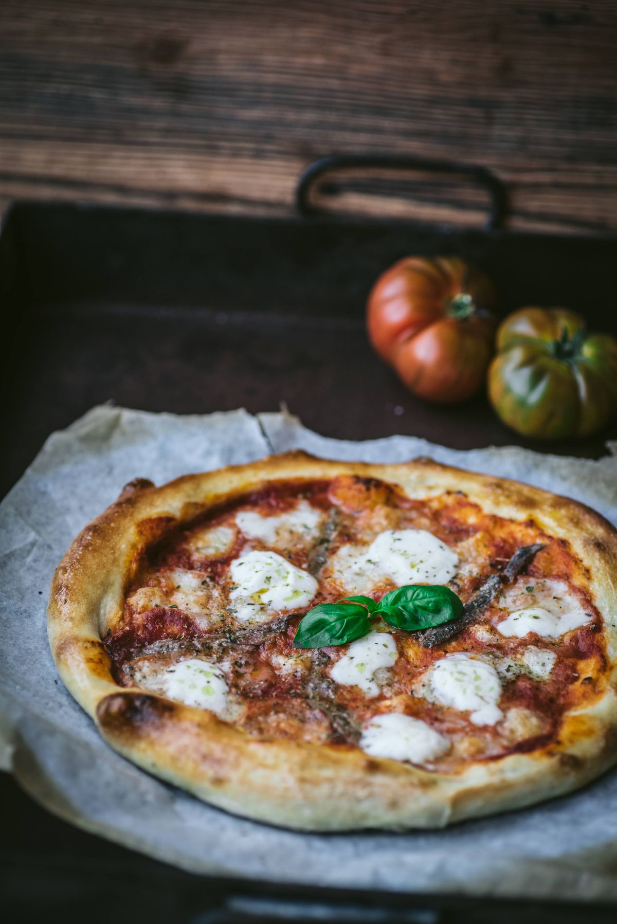 Illustrative pizza photograph; this is not 3 Râu Pizza Go – FLC